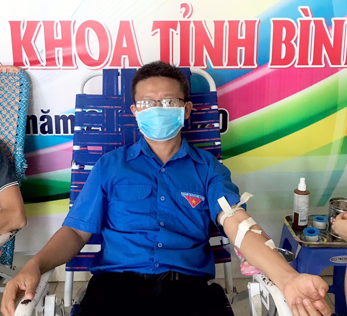 Đoàn viên Chi đoàn Thanh tra tỉnh tham gia Ngày hội hiến máu tình nguyện